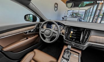 Volvo V90
